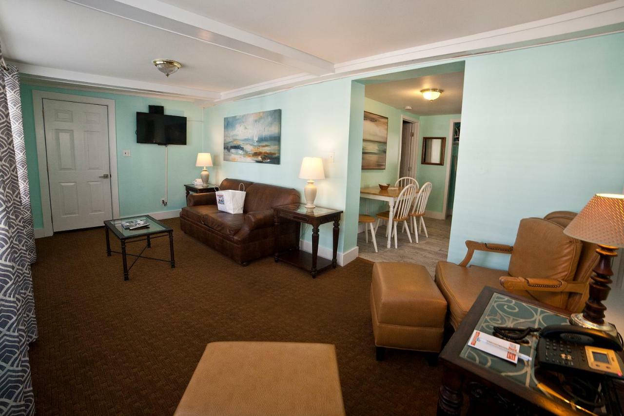 Georgianne Inn & Suites Check In 212 Butler Ave Тайби-Айленд Экстерьер фото
